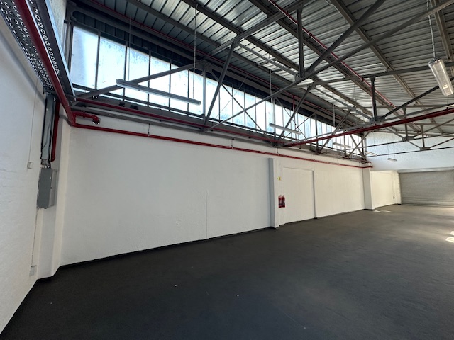 To Let commercial Property for Rent in Maitland Western Cape